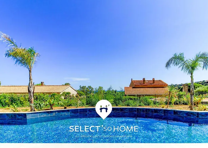 Select'sohome - A Saint-clair Avec Terrasse, Piscine Et Garage Prive ! - 180sud-a12 Le Lavandou